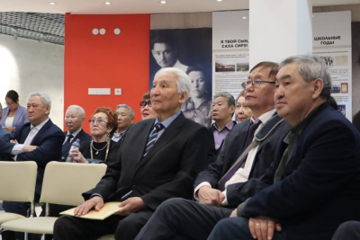 Важность сохранения исторических фактов отметили депутаты XII созыва Верховного Совета ЯАССР / Иван Неустроев   