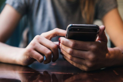 Жители Якутии теперь могут оставлять чаевые сотрудникам call-центров / ЯСИА   