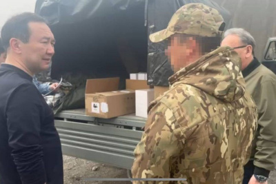 Айсен Николаев встретился с военнослужащими зенитно-ракетного полка / ЯСИА   