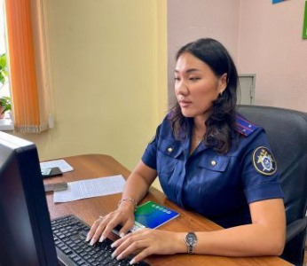 Взят под стражу житель города Мирного, обвиняемый в изнасиловании /    