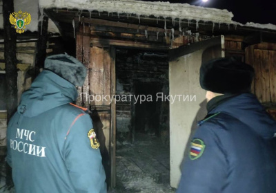 Мужчина и женщина погибли при пожаре в частном доме в селе Намцы / ЯСИА   