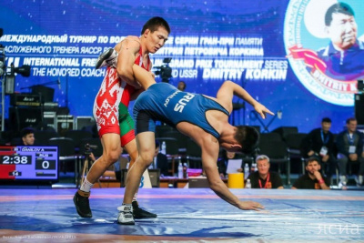 Именитый борец Ньургун Скрябин назначен главным тренером районной сборной / Дьулустаан Сергеев   