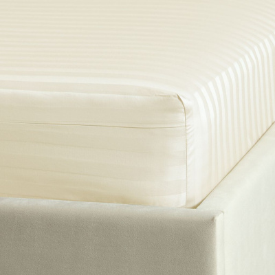 Простыня на резинке Экрю страйп-сатин 40156