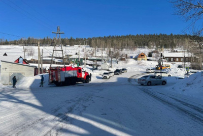ДТП с пожарной машиной произошло в Алданском районе. Есть пострадавший / ЯСИА   