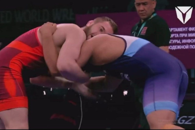 Андрей Аронов проиграл схватку за бронзовую медаль чемпионата Азии / ЯСИА   