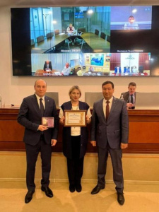 Награды от профсоюза "Профалмаз" /    