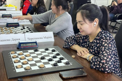 ЕР пообещала в ходе марафона «Сила России» провести мероприятия в летние праздники / ЯСИА   