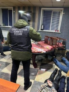 В городе Алдане завершено расследование уголовного дела о незаконных организации и проведении азартных игр, совершенных организованной группой /    
