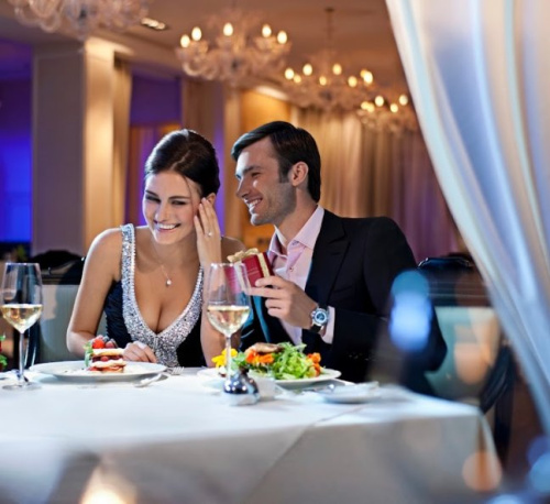Романтический ужин в ресторане