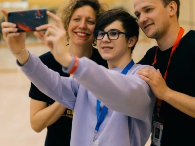 XX фестиваль «Мирный поет о мире» – эпицентр зажигательных талантов