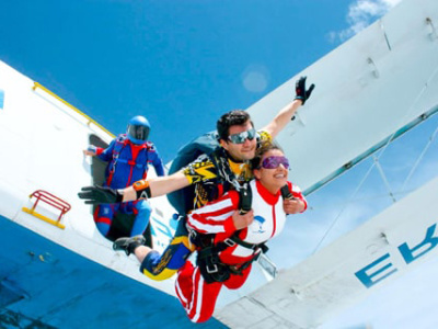 Прыжок с парашютом для двоих