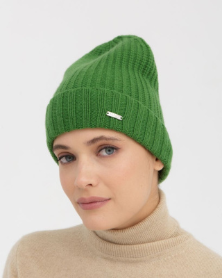 Шапка из кашемира 04217 зеленая