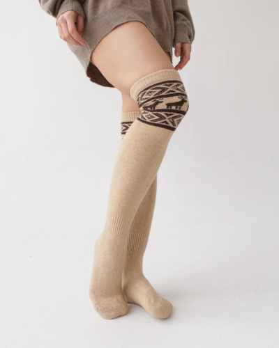 Теплые гольфы из монгольской шерсти бежевые с рисунком