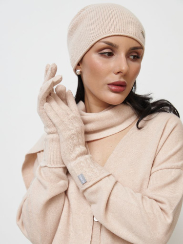Шапка из кашемира 04242 жасмин