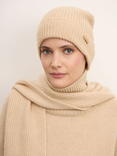 Шапка из кашемира 15-19-500-0C бежевая