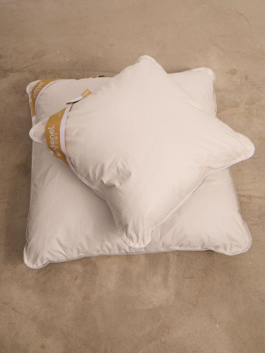 Подушка из пуха верблюда CO50 серая 50*50