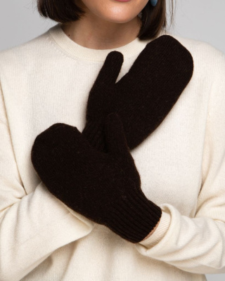 Теплые варежки из монгольской шерсти темно-коричневые