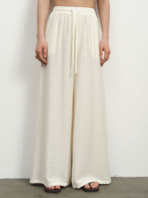 Брюки из вискозы 10367 молочные