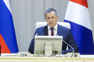 Юрий Трутнев указал на то, что все мероприятия мастер-планов должны выполняться в срок / ЯСИА   