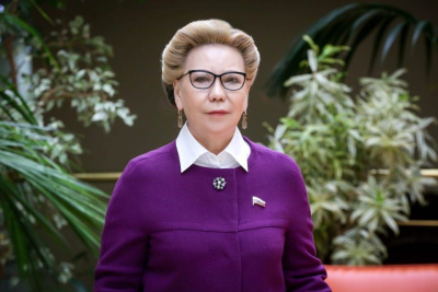 Галина Данчикова поздравила якутян с Днем республики / ЯСИА   