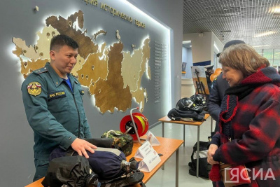 В Якутии отметили 375-летие со дня образования пожарной охраны России / Иван Неустроев   Республика Саха (Якутия)