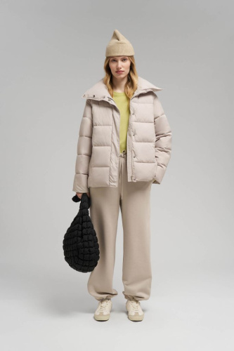 Куртка с искусственным утеплителем и водоотталкивающей пропиткой