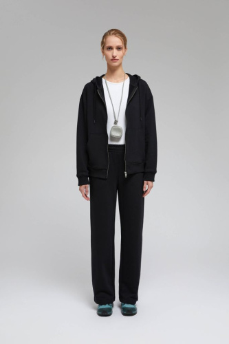 Толстовка на молнии с капюшоном