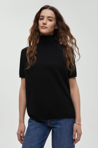 Джемпер с коротким рукавом и воротником-стойкой