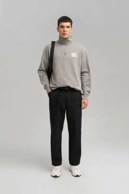 Брюки из технологичной ткани с водоотталкивающими свойствами