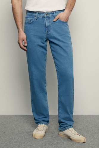 Джинсы straight fit мужские