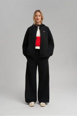 Толстовка объемного кроя из футера