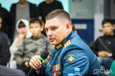 Герой России Николай Соболев встретился со студентами Якутии / Майя Гоголева   