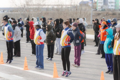 «Начни утро с победы – с победы над собой». В Якутске стартовал сезон утренних зарядок / ЯСИА Якутск Якутск Республика Саха (Якутия)