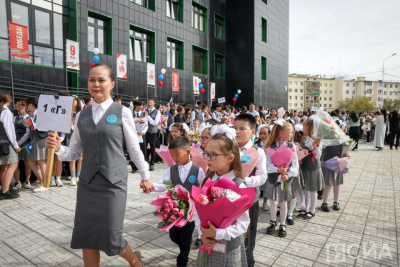 В Якутии стартовало голосование за лучшего педагога в конкурсе «Сердце отдаю детям — 2026» / ЯСИА   