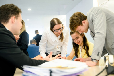 Молодые специалисты «Таас-Юрях Нефтегазодобычи» и студенты Якутии приняли участие в научной конференции / ЯСИА   