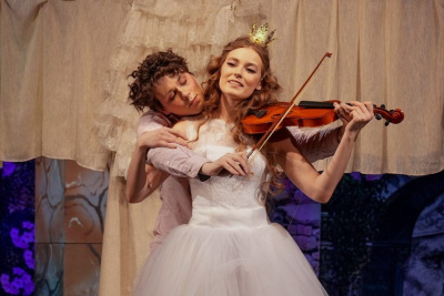 «Большие гастроли» Театрального института имени Щукина пройдут в Якутске / ЯСИА Якутск Якутск Республика Саха (Якутия)