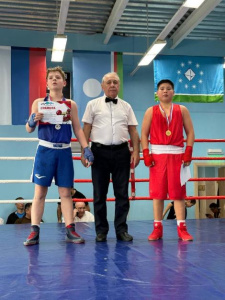 Первенство Мирнинского района по боксу памяти Михаила Поршнева /    