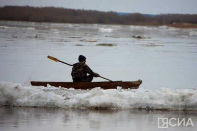 Владельцам маломерных судов напомнили о запрете движения по рекам до официального открытия навигации / ЯСИА   