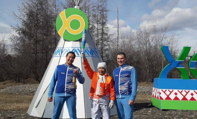 Эстафета огня VIII игр «Дети Азии» прошла в Момском районе / ЯСИА   