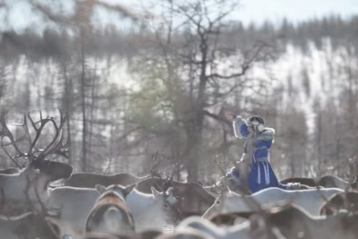 Певица Саина презентовала клип на свою культовую песню «Ньолтэн ьэдьэн — Танец Солнца» / Иван Евсеев   