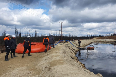 Прокурорскую проверку провели на месте разлива нефти в Ленском районе / ЯСИА   