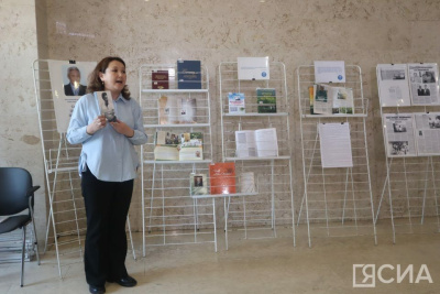 В Якутске презентовали книгу «Мечта нейрохирурга Семенова» памяти заслуженного врача / Мария Горохова Якутск Якутск Республика Саха (Якутия)