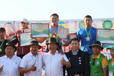 Победитель турнира по многоборью Тогус томтор оонньуулара получит 500 тысяч рублей / Дьулустаан Сергеев   