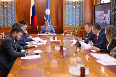 ​Ход реализации мастер-планов Якутска и Нерюнгри обсудили в Якутии / ЯСИА Якутск Якутск Республика Саха (Якутия)