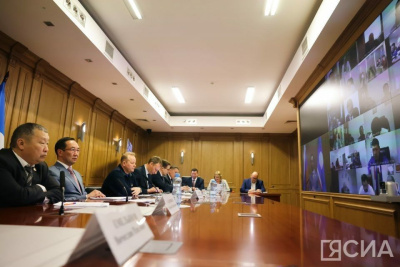 Глава Якутии поручил проиндексировать выплаты пострадавшим от чрезвычайных ситуаций / ЯСИА   