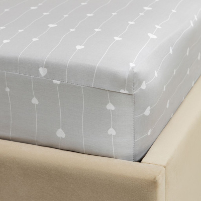 Простыня на резинке Серая романтика