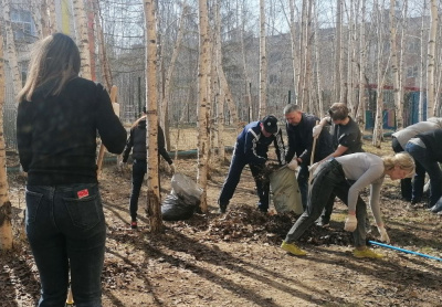 Субботник – это отличная домашняя традиция /    
