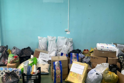 Партию гумпомощи отправили в Намский район сотрудники Минспорта и подведомственных учреждений / ЯСИА   