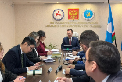 Глава Якутии провёл совещание по вопросам развития Анабарского района / ЯСИА   