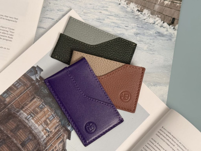 Картхолдер Deck к 8 марта